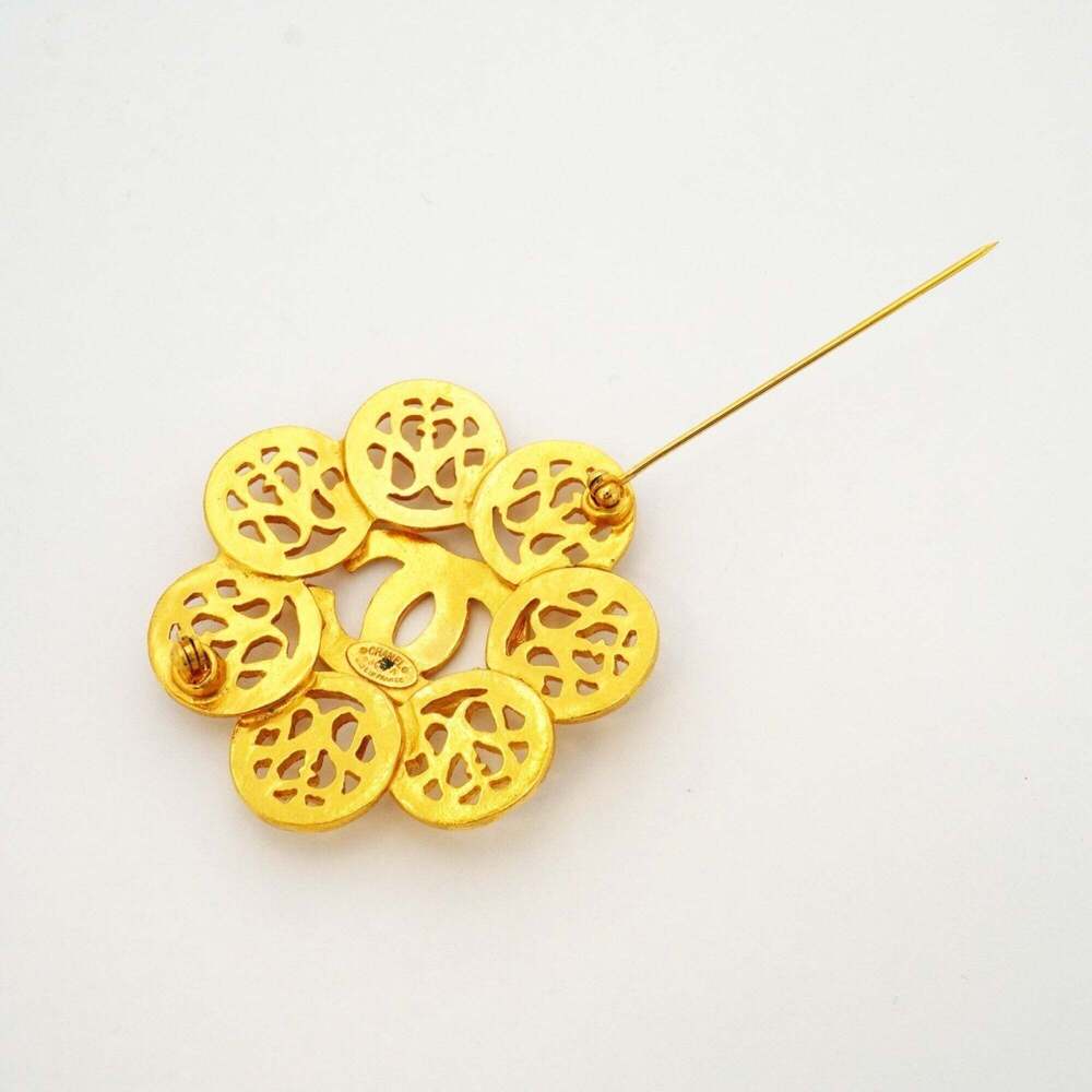 CHANEL Gold Logo Brooch - Picture 6 of 6